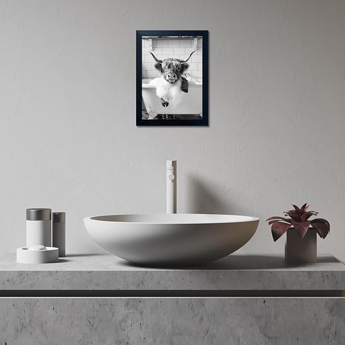 Highland Cow Bathroom Decor, Funny Bathroom Wall Art, Highland Cow in Bathtub Farmhouse Canvas Print, Black and White Cow Pictures Wall Decor, Framed Animal Pint Artworks for Wall