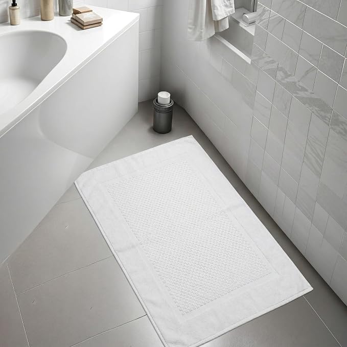 belem 60 Pack White Hotel Bath Mats Bulk 20x30 β 5 Dozen Wholesale Cotton Blend Economy White Bath Mat β Highly Absorbent, Quick Drying & Machine Washable (7 lbs/Dozen)