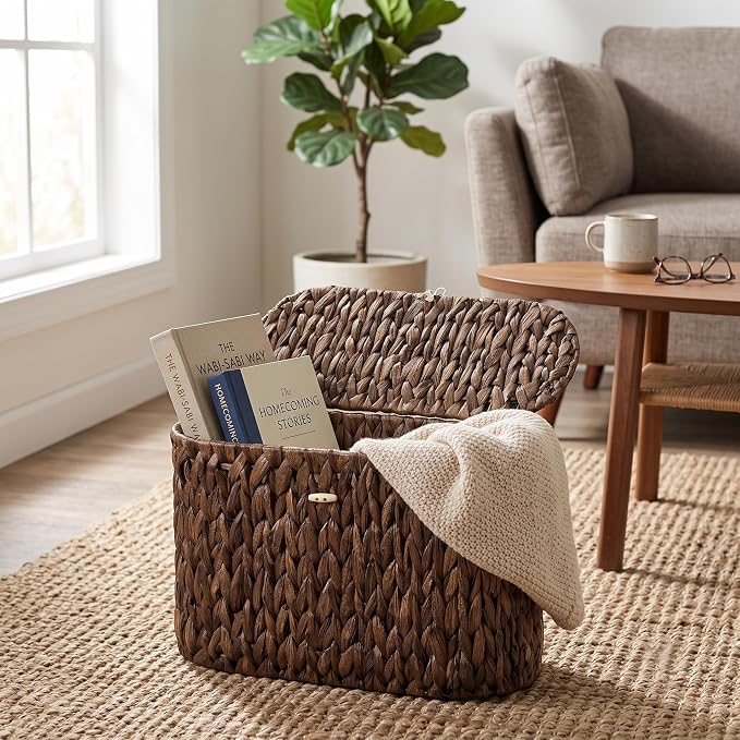 PINXIURY Water Hyacinth Toilet Paper Storage Basket, Bathroom Toilet Organizer with Lid, Woven Toilet Paper Holder for 6 Mega Rolls Bathroom Storage, Magazine Holder for Office, Bedroom Coffee