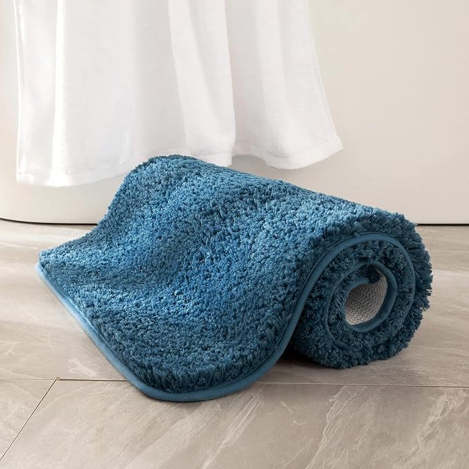 MIULEE Peacock Bathroom Rugs Soft Small Microfiber Bath Mat 16x24 Inch | Absorbent, Non Slip, Quick Dry, Fluffy Bath Rugs for Bathroom Floor Tub Showers, Machine Washable