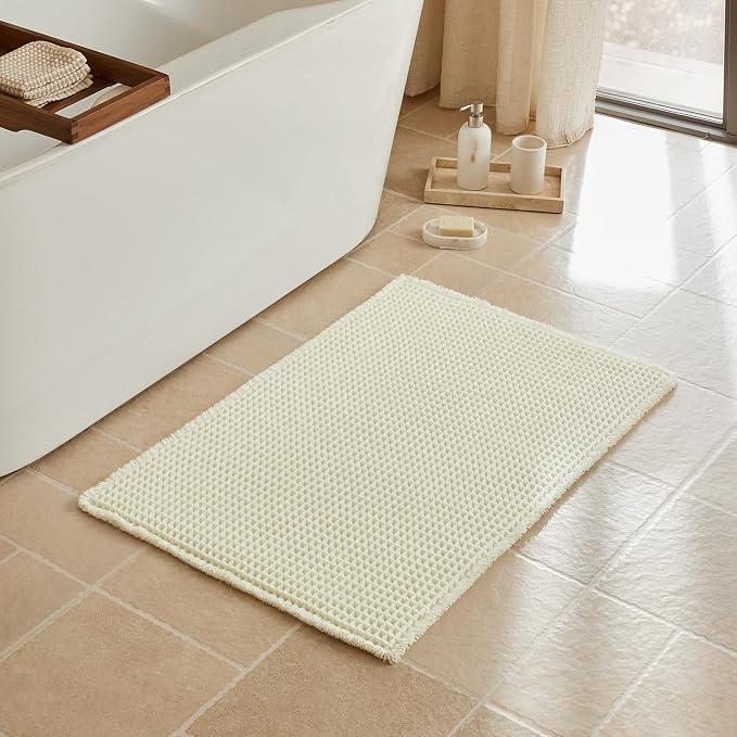 Triohero Waffle Bath Mat, Boho Bathroom Rugs Non Slip Washable, Ultra Soft Super Absorbent Quick Dry Farmhouse Bathroom Decor, 24" x 36", Cream White