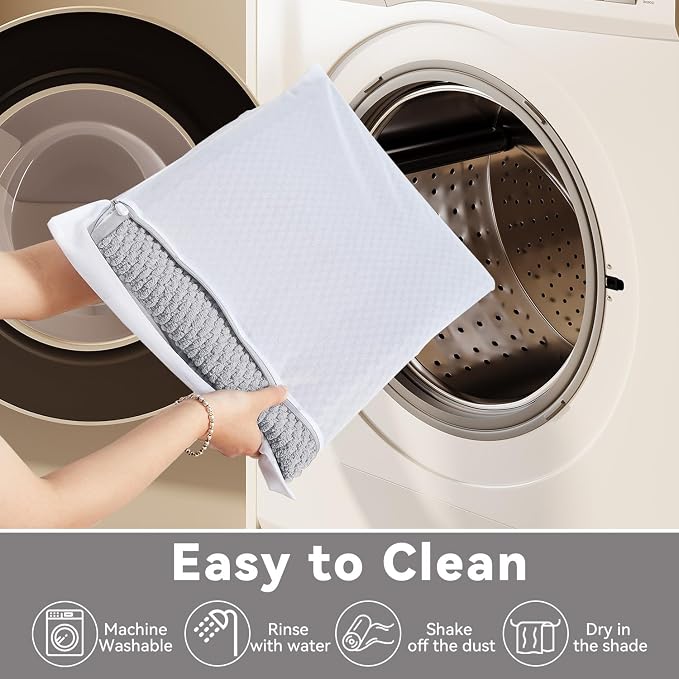 Triohero Bathroom Rugs Non Slip Washable, Super Absorbent Thin Bath Mat Small Quick Dry Low Pile Bathroom Rug, Light Grey 20x30