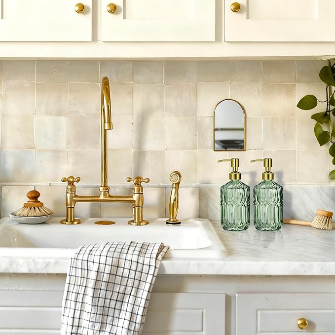 COHOSEGE 17 Oz Green Glass Kitchen Soap Dispenser for Dish Soap, 2 Pack Bathroom Soap Dispenser Set with Gold Rust Proof Pump for Lotion, Hand soap or Body Wash