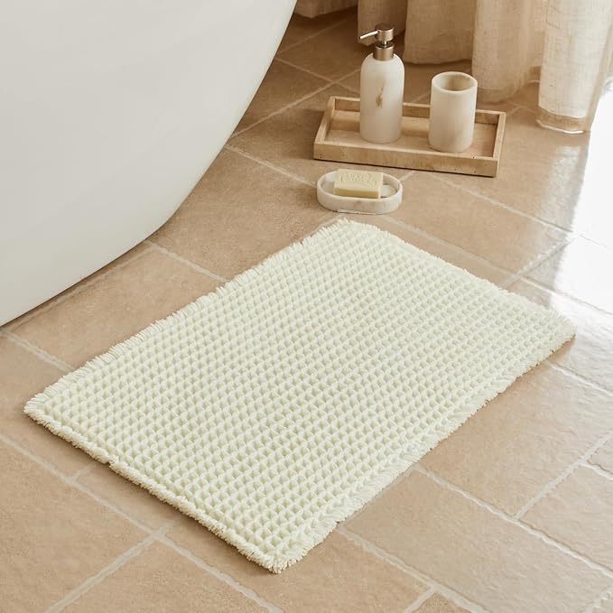 Triohero Waffle Bath Mat, Boho Bathroom Rugs Non Slip Washable, Ultra Soft Super Absorbent Quick Dry Farmhouse Bathroom Decor, 20" x 30", Cream White