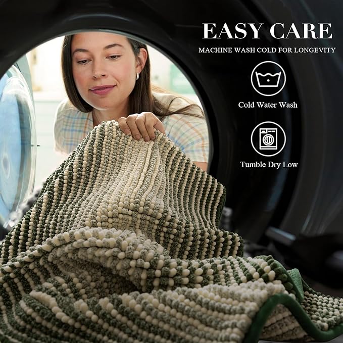 Large Bathroom Rugs, Bath Mat Rug for Bathroom Non Slip 20 x 47 Inches Water Absorbent Chenille Runner Rugs Floor Mats Machine Washable (Green)