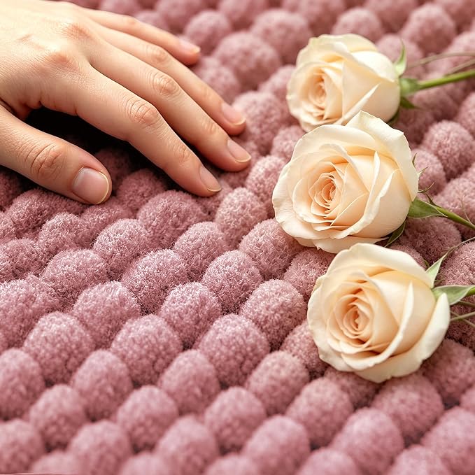 SUBRTEX Bathroom Rugs, 20" x 32" Chenille Bath Rug Soft Short Plush Bath Mat Soft Shower Mat Water Absorbent Shower Mat Quick Dry Machine Washable, Pink