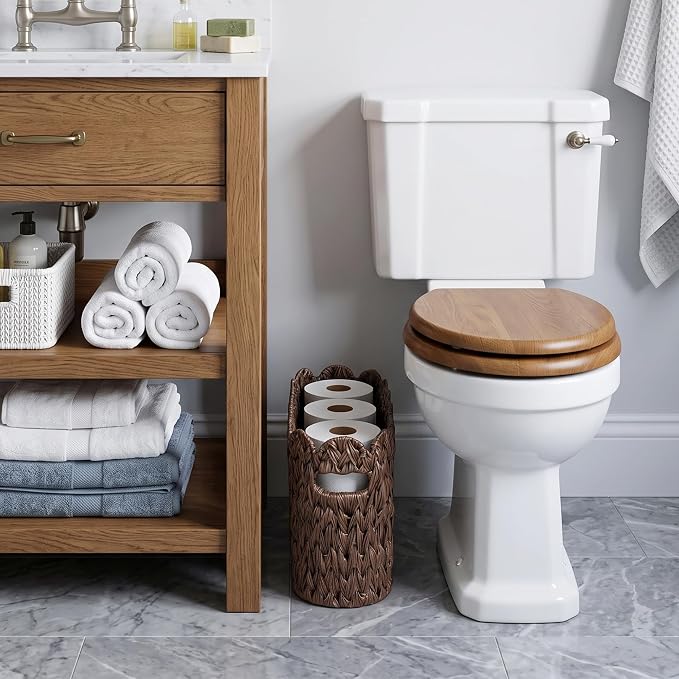 Coeusy Toilet Paper Storage Basket, Scalloped Wicker Basket for Bathroom Organizers and Storage, Hand-Woven Rattan Bathroom Decor Accessories, Polypropylene, Brown