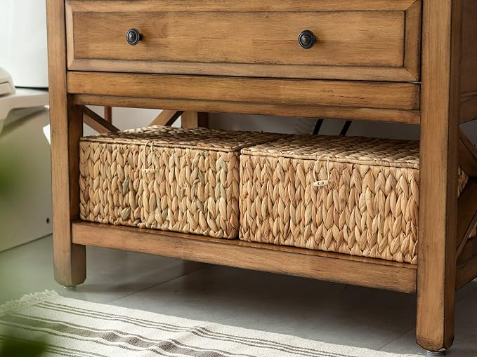 StorageWorks Wicker Basket with Lid, Water Hyacinth Storage Baskets | Woven Baskets with Lids for Shelves, Wicker Storage Baskets with Lids, Decorative Box, Lidded Baskets for Organizing, 1 Pack