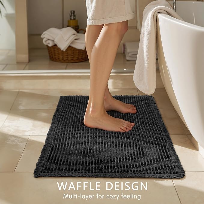 SUBRTEX Waffle Braided Bath Mat, 18" x 24" Soft Waffle Bath Rugs, Absorbent Non Slip Bathrooom Mats, Machine Washable Area Rug for Bathroom, Quick Dry, Black