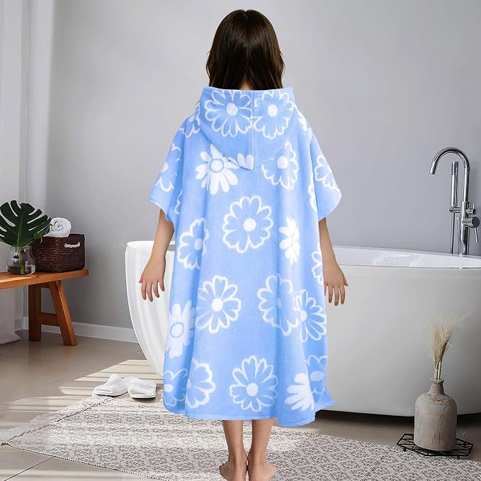 VOOVA & MOVAS Big Kids Hooded Poncho Towel, 8 Years UP,Blue Daisy | Fresh Blue Daisy Jacquard Print, Gentle Texture, 100% Cotton,High Absorbency & Fast Drying for All Water Activities