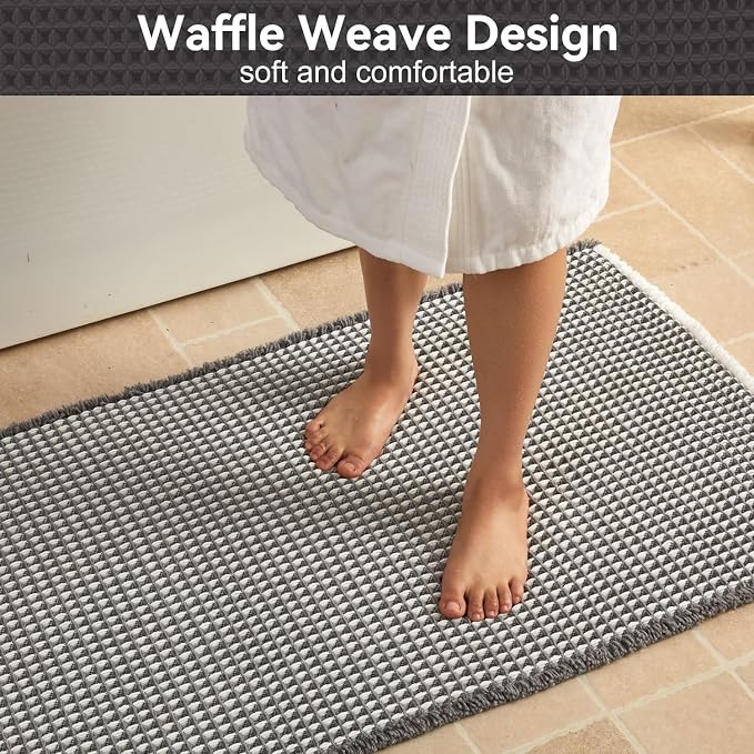Triohero Waffle Bath Mat, Boho Bathroom Rugs Non Slip Washable, Ultra Soft Super Absorbent Quick Dry Farmhouse Bathroom Decor, 20" x 30", Grey & White