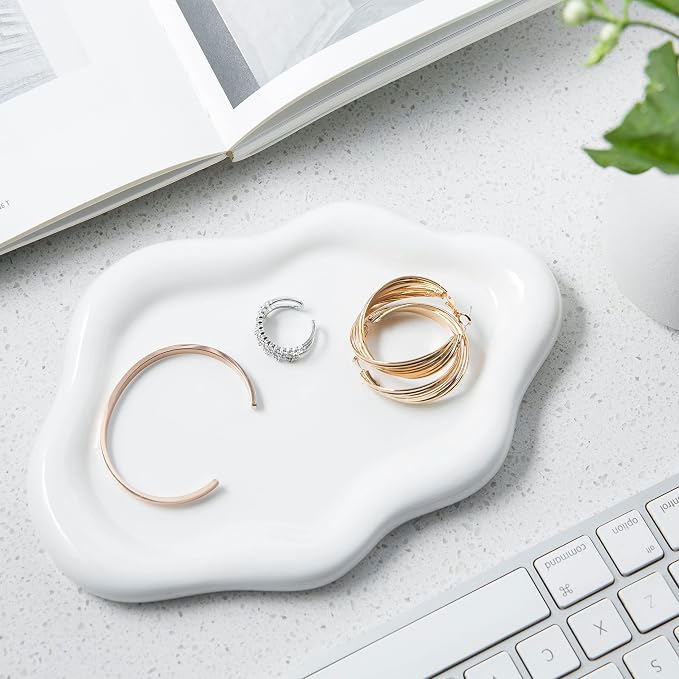 Lynagert Cloud Trinket Dish, Chubby Jewelry Tray, Ceramic Jewelry Ring Trinket Dish for Rings Earrings Necklace Organizer, Mother's Day Thanksgiving Christmas Birthday Bridesmaid Gifts (Silver)