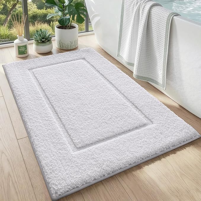 DEXI Bath Mat 32x20, Absorbent and Non Slip Bathroom Rugs, White | Soft Plush Microfiber Bathmat, Machine Washable & Quick Dry, Rubber Back Rug for Shower, Tub, Sink