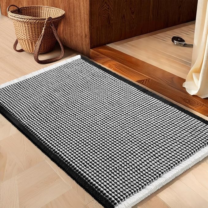 Waffle Bath Mat Black & Cream 36"x24", Boho Woven Modern Bath Mat Rugs, Absorbent Non Slip Bathroom Rugs, Soft Washable Bath Rugs with Tassels for Bathroom, Bedroom, Kitchen, Shower, Tub