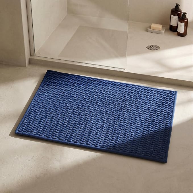 Triohero Bathroom Rugs Non Slip Washable, Super Absorbent Thin Bath Mat Small Quick Dry Low Pile Bathroom Rug, Navy Blue 16"x24"