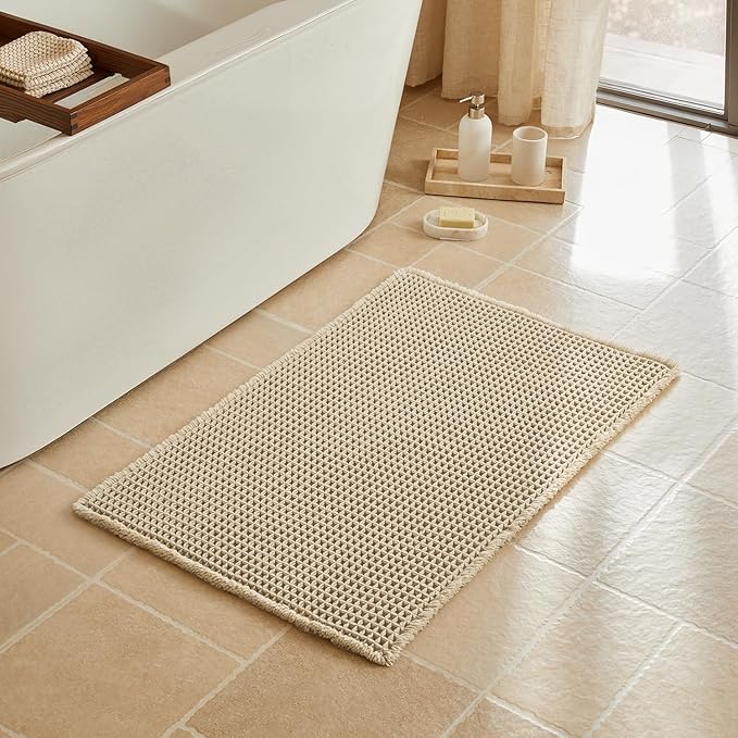 Triohero Waffle Bath Mat, Boho Bathroom Rugs Non Slip Washable, Ultra Soft Super Absorbent Quick Dry Farmhouse Bathroom Decor, 24" x 36", Pale Beige
