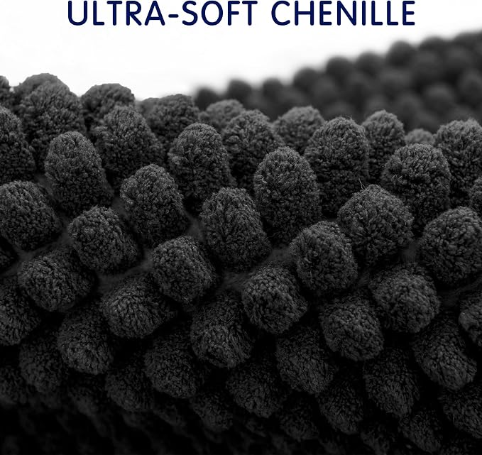 SUBRTEX Bathroom Rugs Chenille Bath Rug Soft Short Plush Bath Mat Soft Shower Mat Water Absorbent Shower Mat Quick Dry Machine Washable(Black,18" x 24")