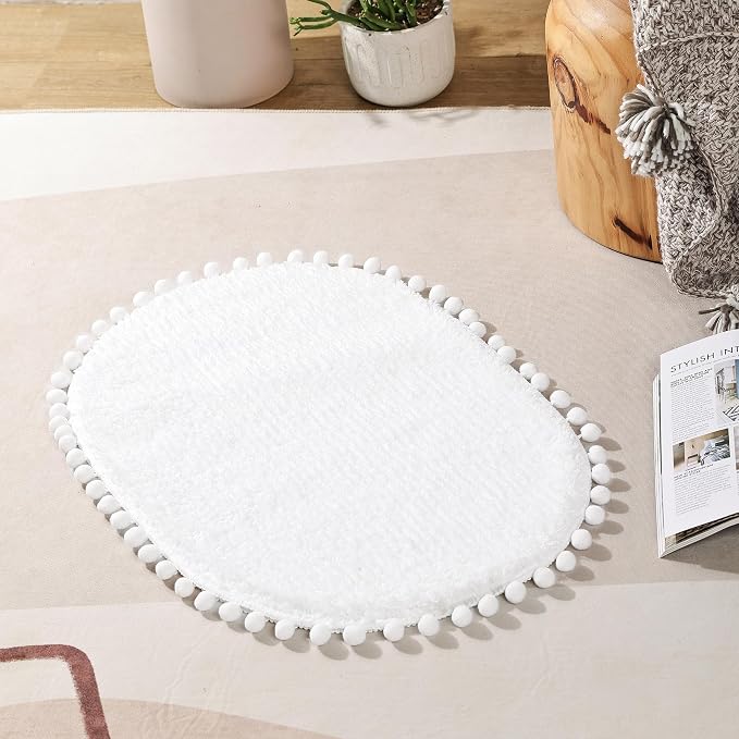 YIRDDEO Oval Rug for Bathroom, Cute Boho Bath Mat with Pom, White | Soft Plush, Absorbent, Quick Dry, Machine Washable, Non Slip Bath Mat for Bathroom Shower Floor Home Decor