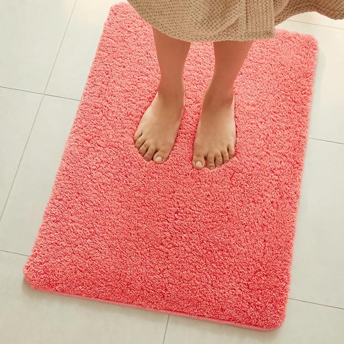 TYUU Pink Bathroom Rugs, Ultra Soft Bath Rugs Non Slip Washable, Super Absorbent Quick Dry Small Bath Mat with Rubber Backing for Bathroom Floor, Shower, or Sink, Pink 16" x 24"
