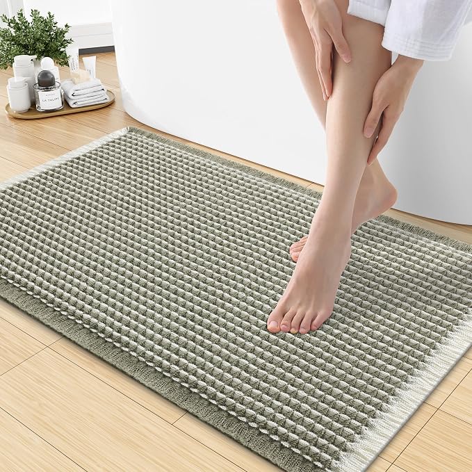 Smiry Waffle Bath Mat 30X18, Soft Absorbent Bathroom Rugs, Green & Cream | Non Slip Machine Washable Quick Dry Bath Rugs for Bathroom Floor, Tub, Shower, Home Decor Accessories