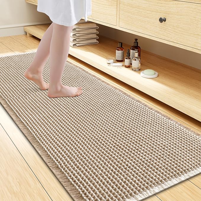 Smiry Waffle Bath Mat 47X24, Soft Absorbent Bathroom Rugs, Brown & Cream | Non Slip Machine Washable Quick Dry Bath Rugs for Bathroom Floor, Tub, Shower, Home Decor Accessories