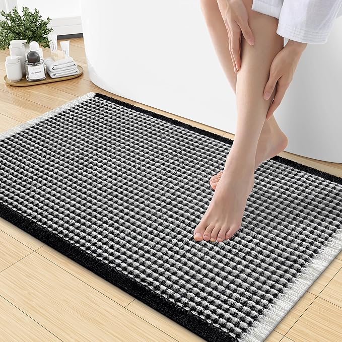 Smiry Waffle Bath Mat 30X18, Soft Absorbent Bathroom Rugs, Black & Cream | Non Slip Machine Washable Quick Dry Bath Rugs for Bathroom Floor, Tub, Shower, Home Decor Accessories